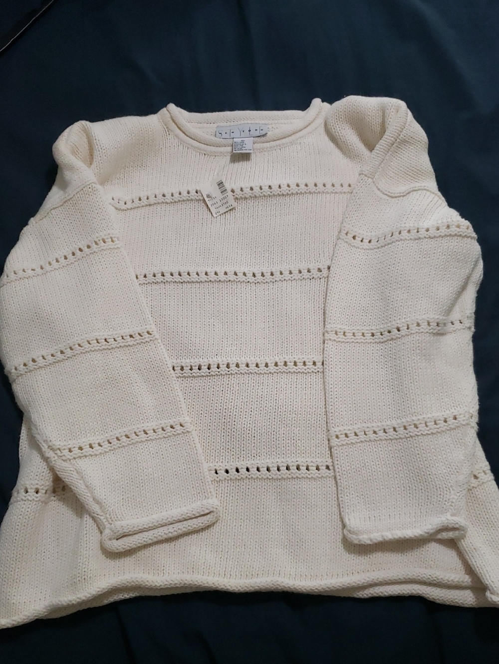 NWT- Heavy White Sweater Size Medium